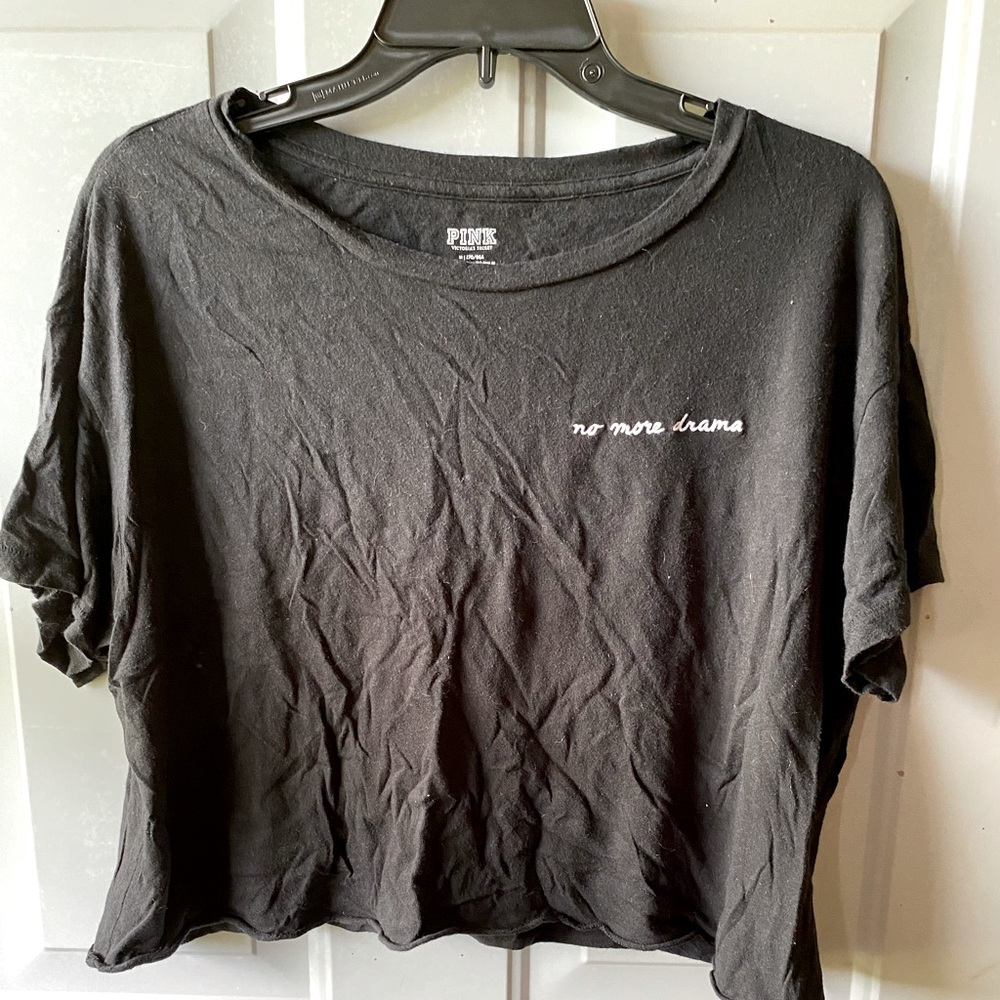PINK “no more drama” black crop M